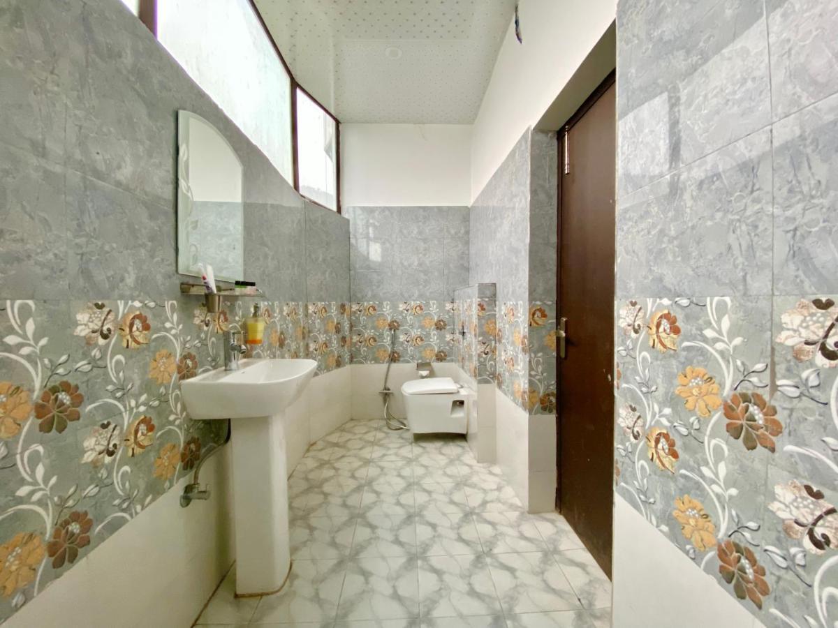 Hotel Kavita Palace לנסדאון מראה חיצוני תמונה