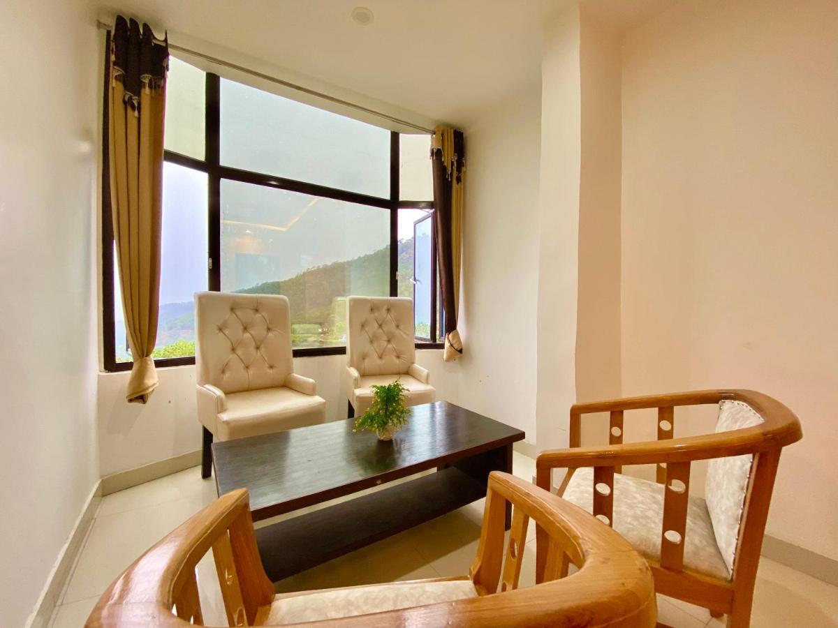 Hotel Kavita Palace לנסדאון מראה חיצוני תמונה