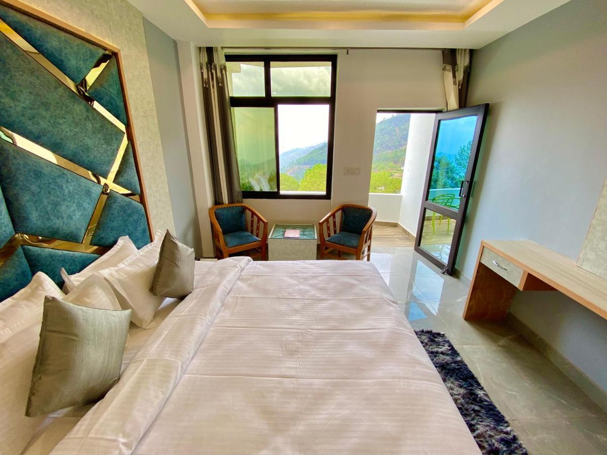 Hotel Kavita Palace לנסדאון מראה חיצוני תמונה